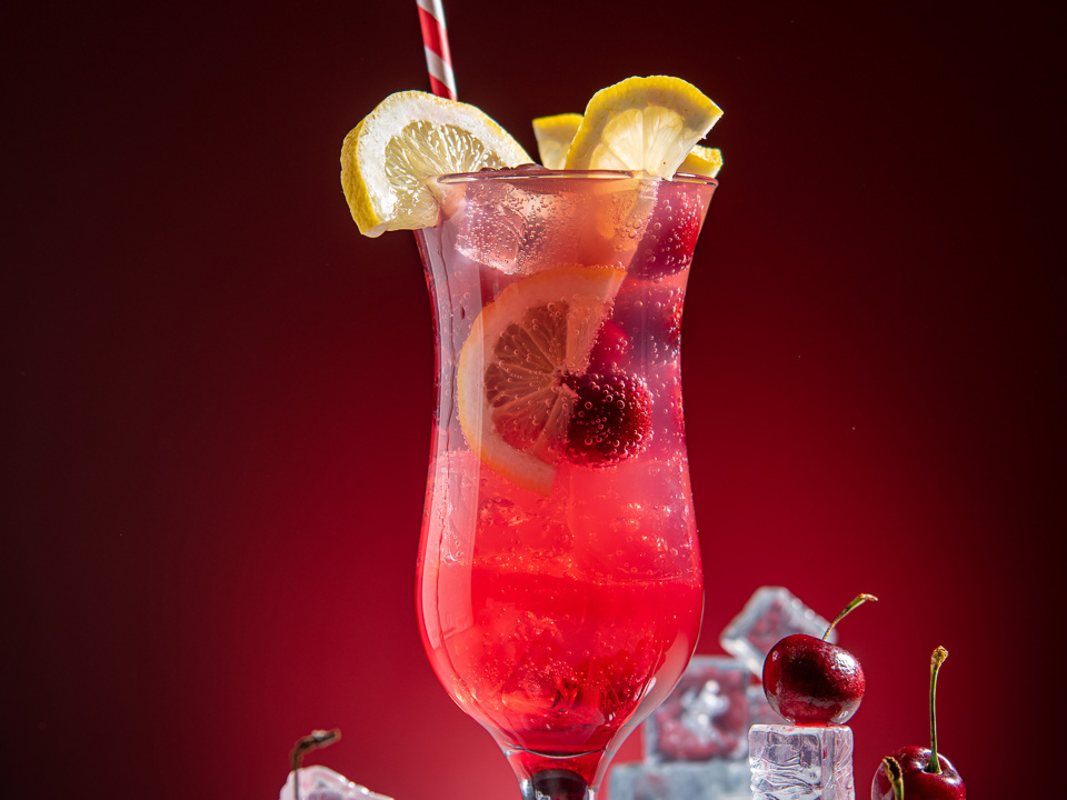 Iso-Kirsch-Cocktail Bild zum Rezept: Iso-Kirsch-Cocktail
