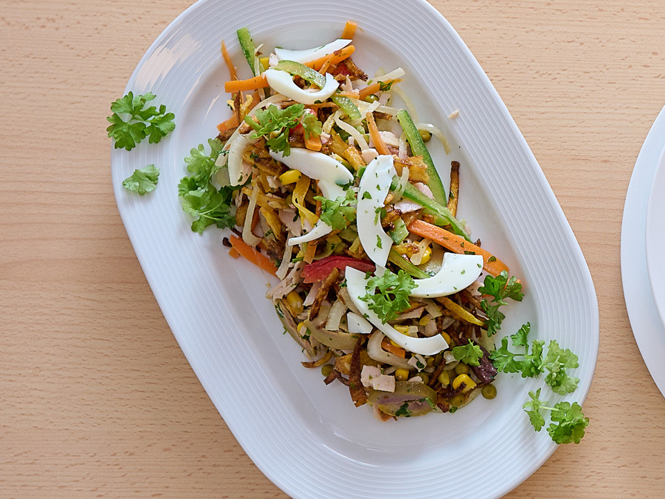 Salpicao de Frango (Brasilianischer Geflügelsalat) Bild zum Rezept: Salpicao de Frango (Brasilianischer Geflügelsalat)