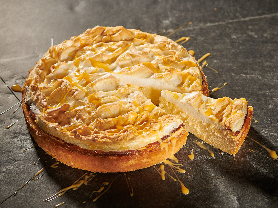 Eierlikör-Käsekuchen mit Baiserhaube