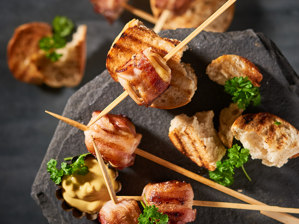 Bratwurstlollis mit Käse Bild zum Rezept: Bratwurstlollis mit Käse