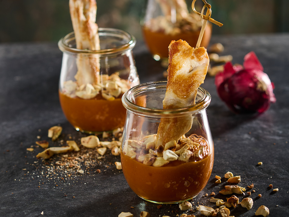 Hähnchen-Satéspieße mit Mangosoße Bild zum Rezept: Hähnchen-Satéspieße mit Mangosoße