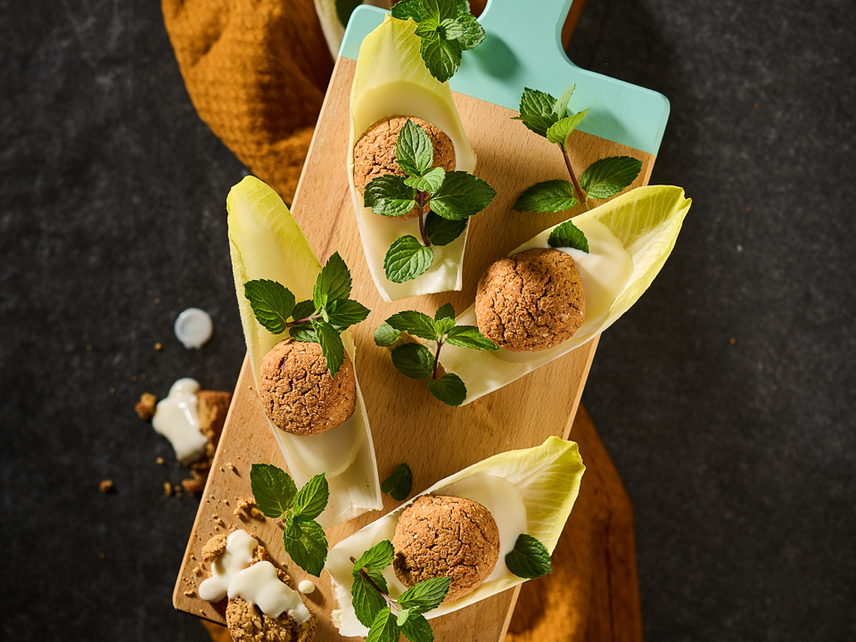 Falafel auf Chicorée Bild zum Rezept: Falafel auf Chicorée
