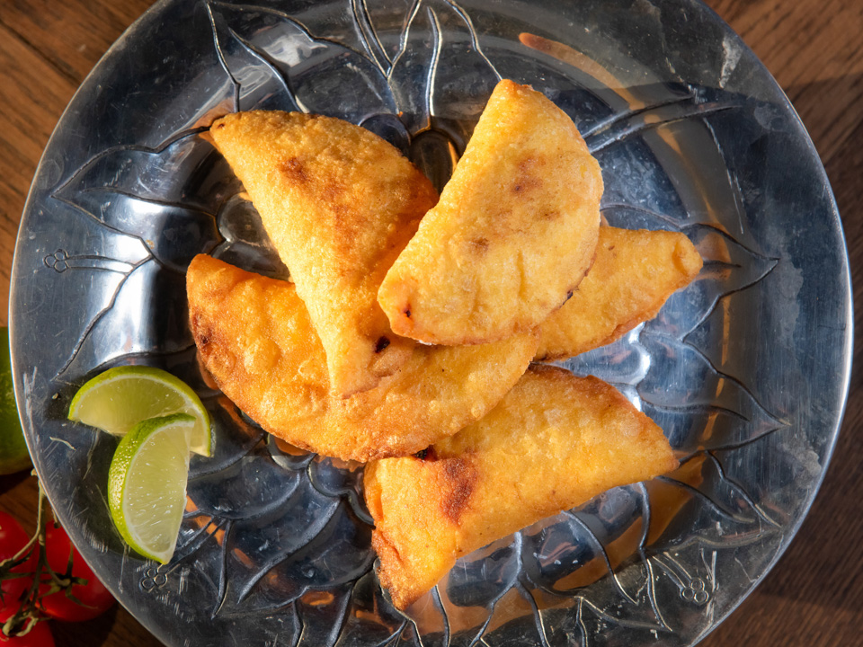 Empanadas (Kolumbianische Teigtaschen) Bild zum Rezept: Empanadas (Kolumbianische Teigtaschen)