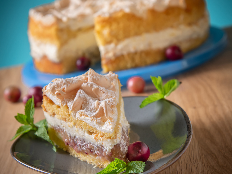 Bild zum Rezept: Stachelbeer-Baisertorte