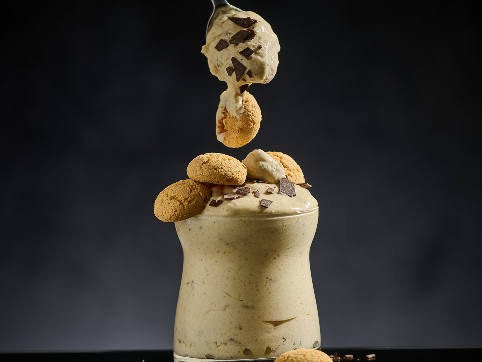 Bild zum Rezept: Kaffeecreme mit Amarettini