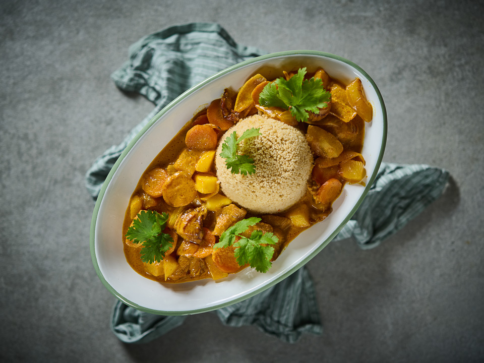 Hähnchen in Mango-Kurkuma-Soße Bild zum Rezept: Hähnchen in Mango-Kurkuma-Soße