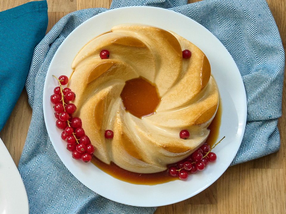 Bild zum Rezept: Flan (Karamellpudding)