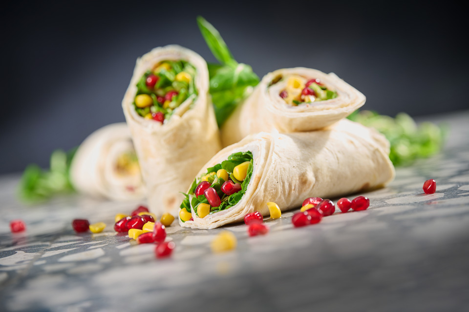 Bild zum Rezept: Wrap mit Feldsalat und geräucherter Putenbrust