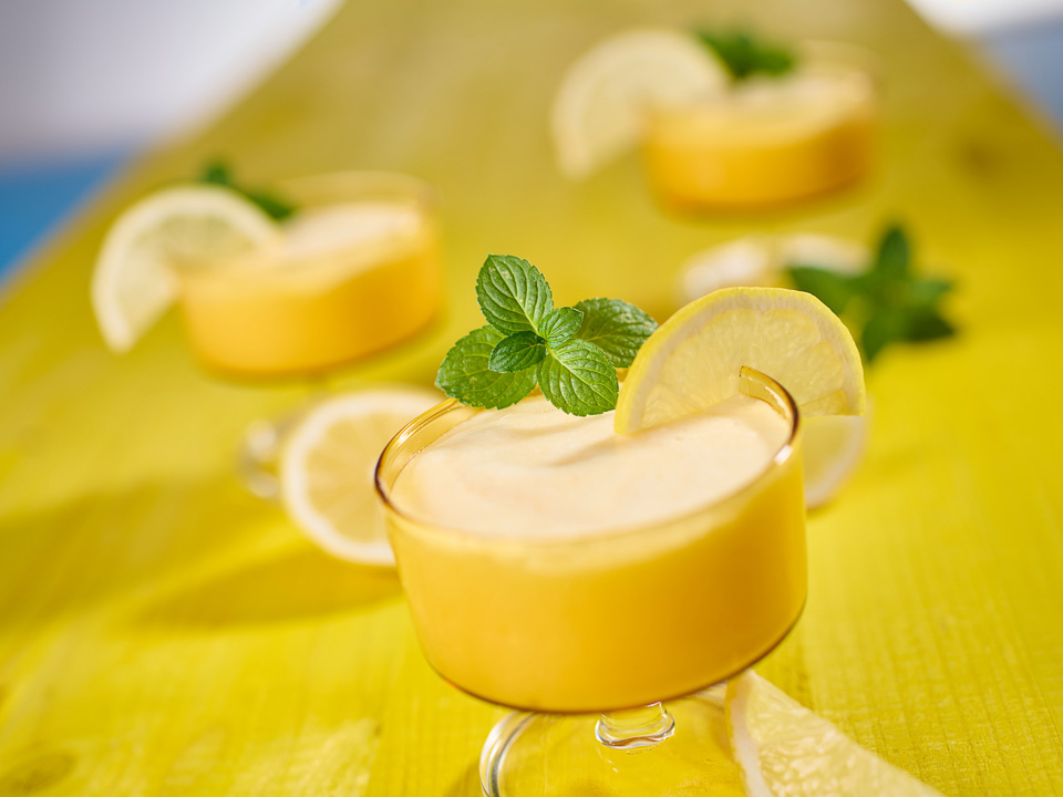 Bild zum Rezept: Zitronen-Weincreme