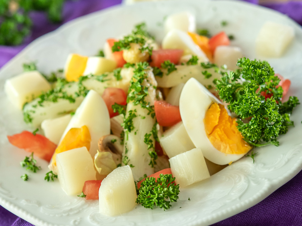 Bild zum Rezept: Spargelsalat mit Ei