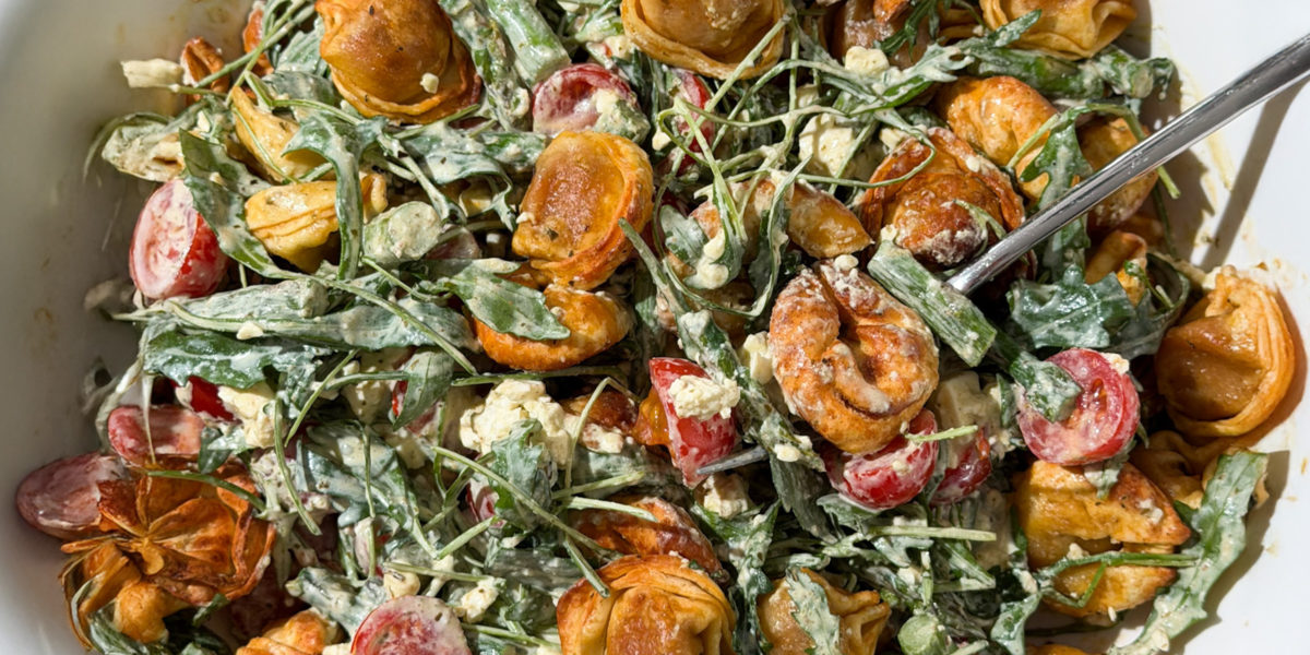 Crunchy Tortellini-Salat mit Spargel