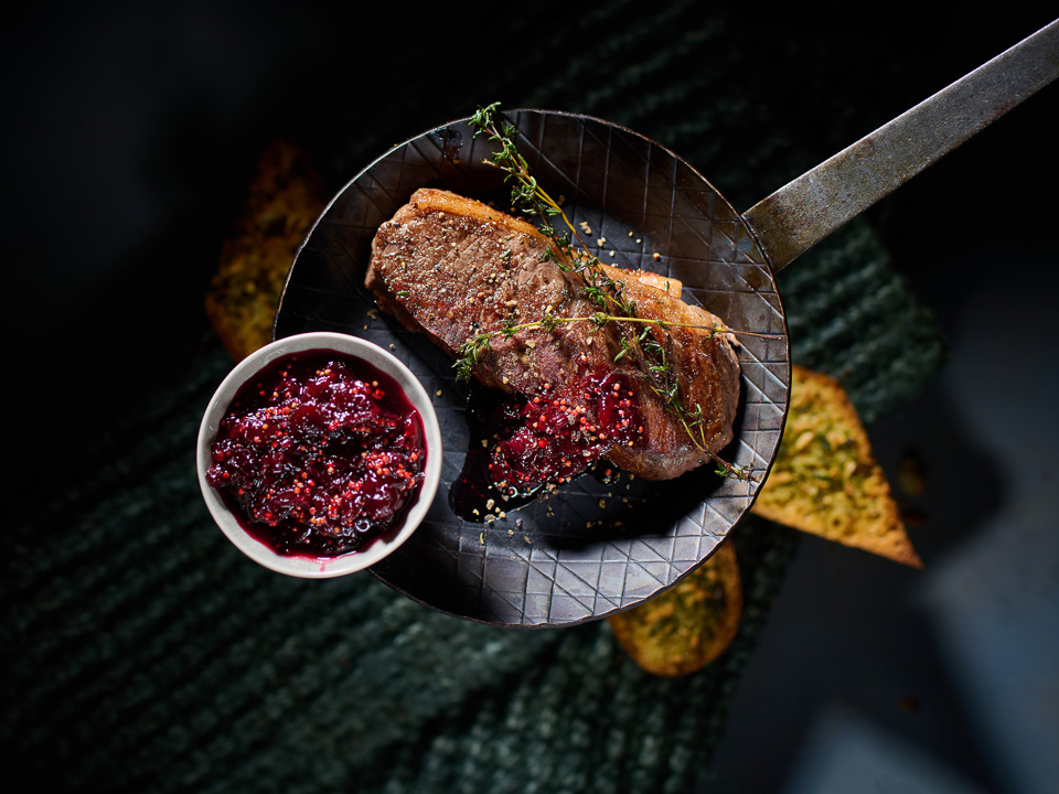Bild zum Rezept: Rumpsteak mit Kirsch-Chutney
