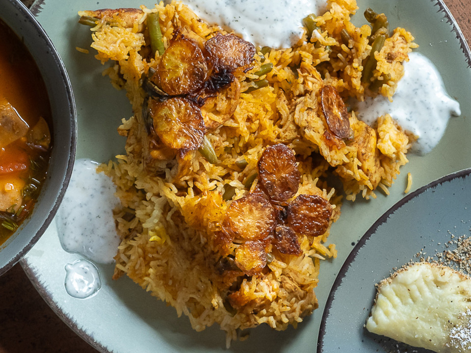 Bild zum Rezept: Loubia Polo ba Morgh (Reistopf mit Hähnchen und Bohnen)